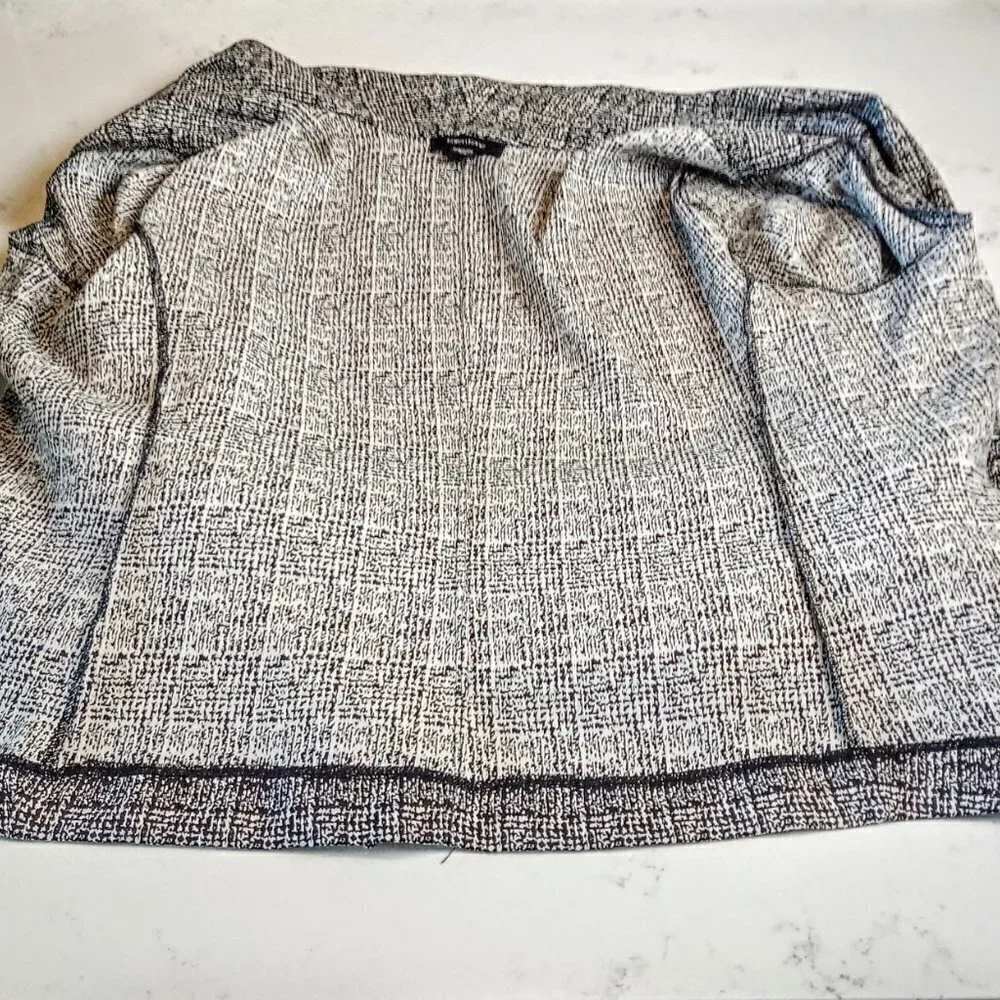 Karen Kane B&W Shawl Collar Crepe Knit Open Jacket